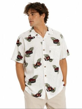 Puritan Vintage Hawaiian Shirt Men’s Medium Retro Car Print Camp Button Up